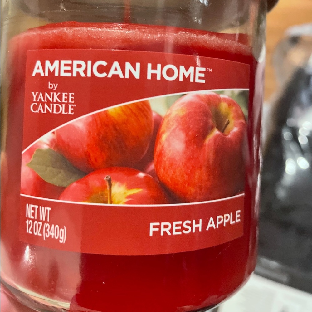 NEW Yankee Candle American Home Fresh Apple 12ox